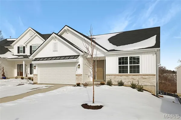 $389,900 | 16804 River Stone Drive, Florissant, MO 63031