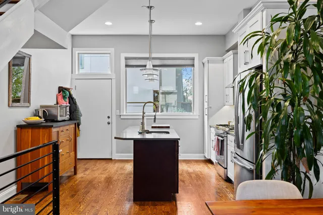 $895,000 | 730 South 21st Street, Philadelphia, PA 19146