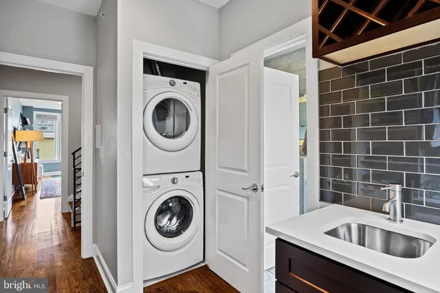 $895,000 | 730 South 21st Street, Philadelphia, PA 19146