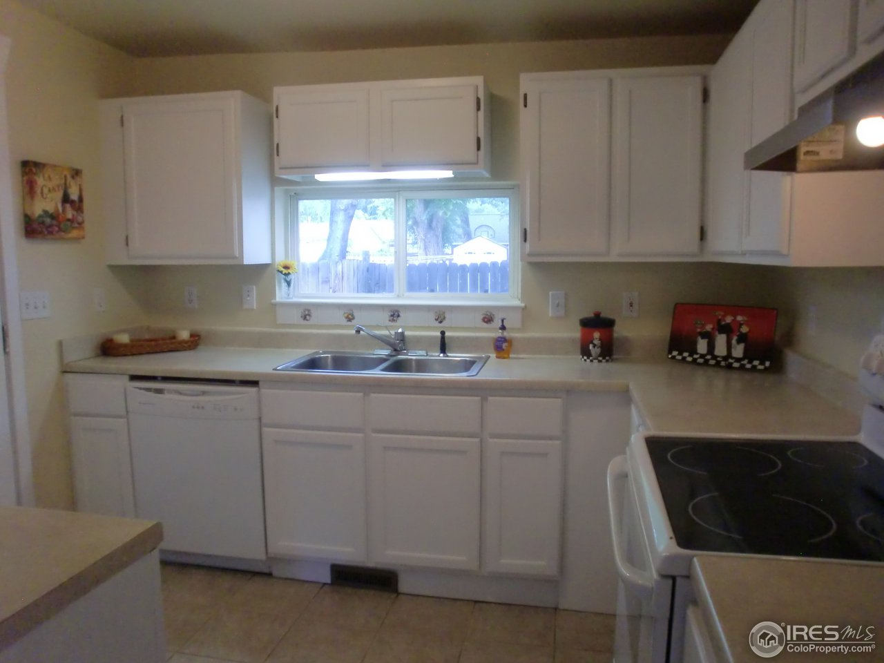 620 Maple Street Fort Collins, CO 80521 - Photo 10 of 17 Kitchen