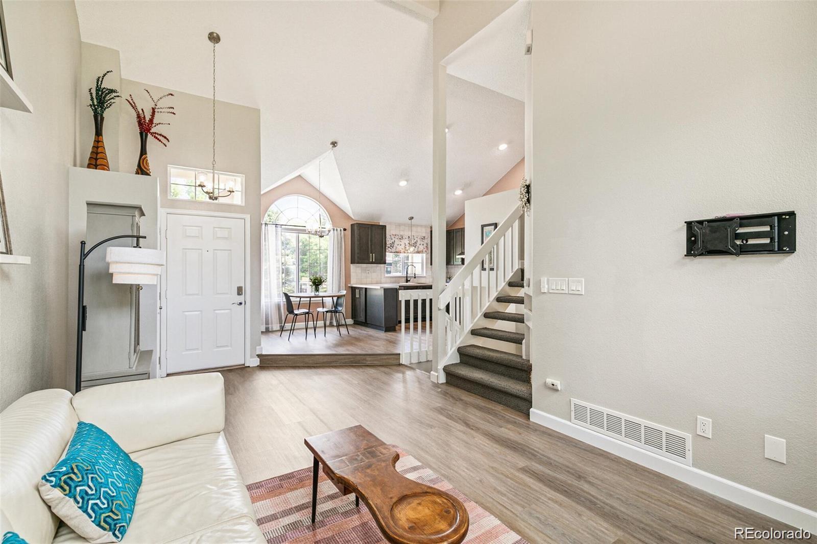 3612 West Rosewalk Circle Highlands Ranch, CO 80129 - Photo 5 of 32