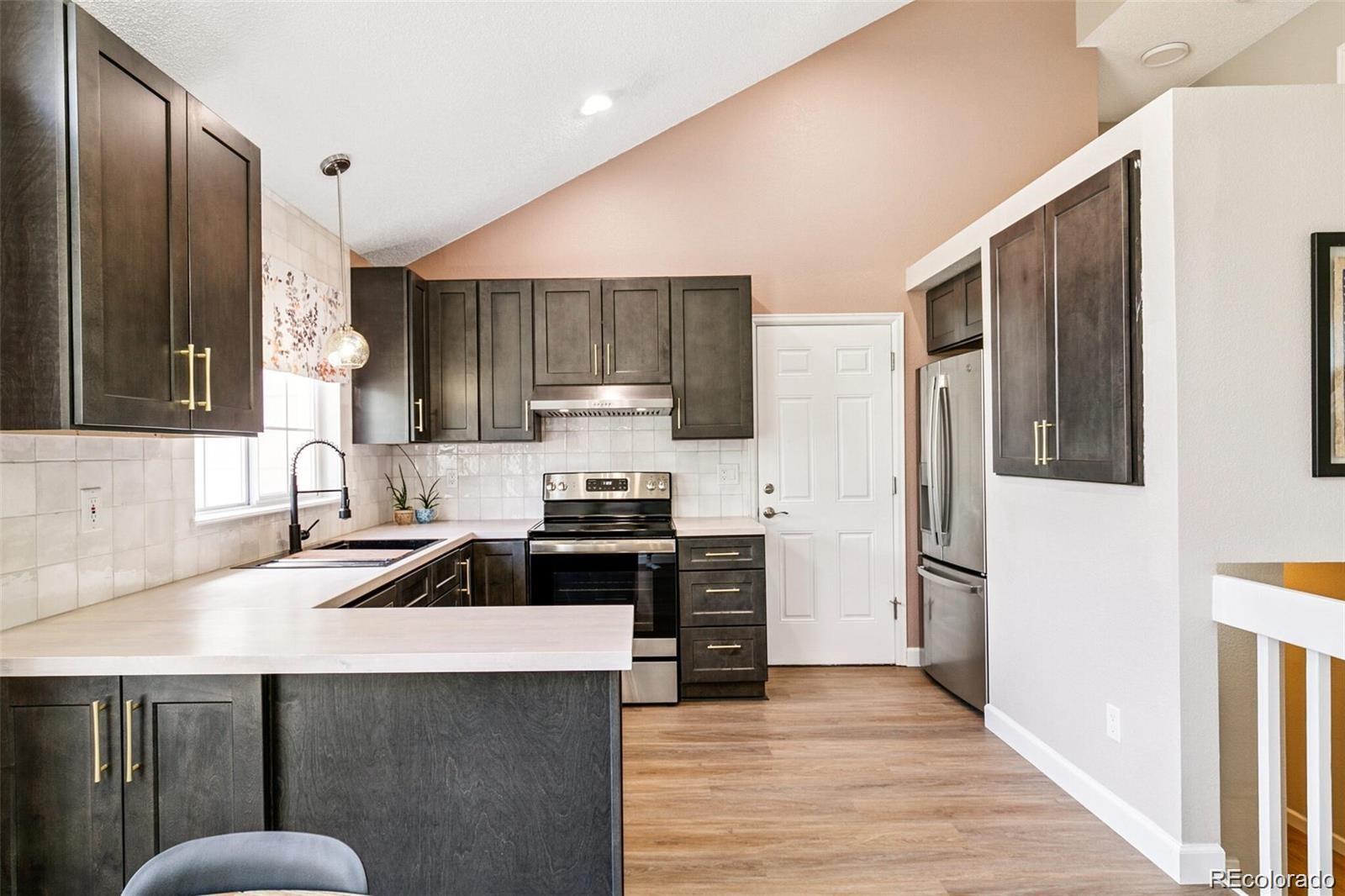 3612 West Rosewalk Circle Highlands Ranch, CO 80129 - Photo 8 of 32