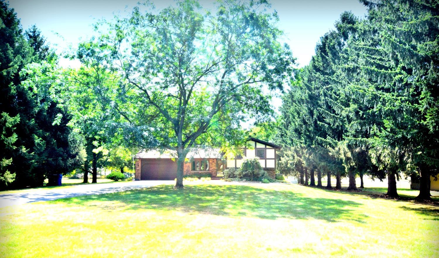 94 East Division Road Valparaiso, IN 46383 - Photo 1 of 32 1500x882