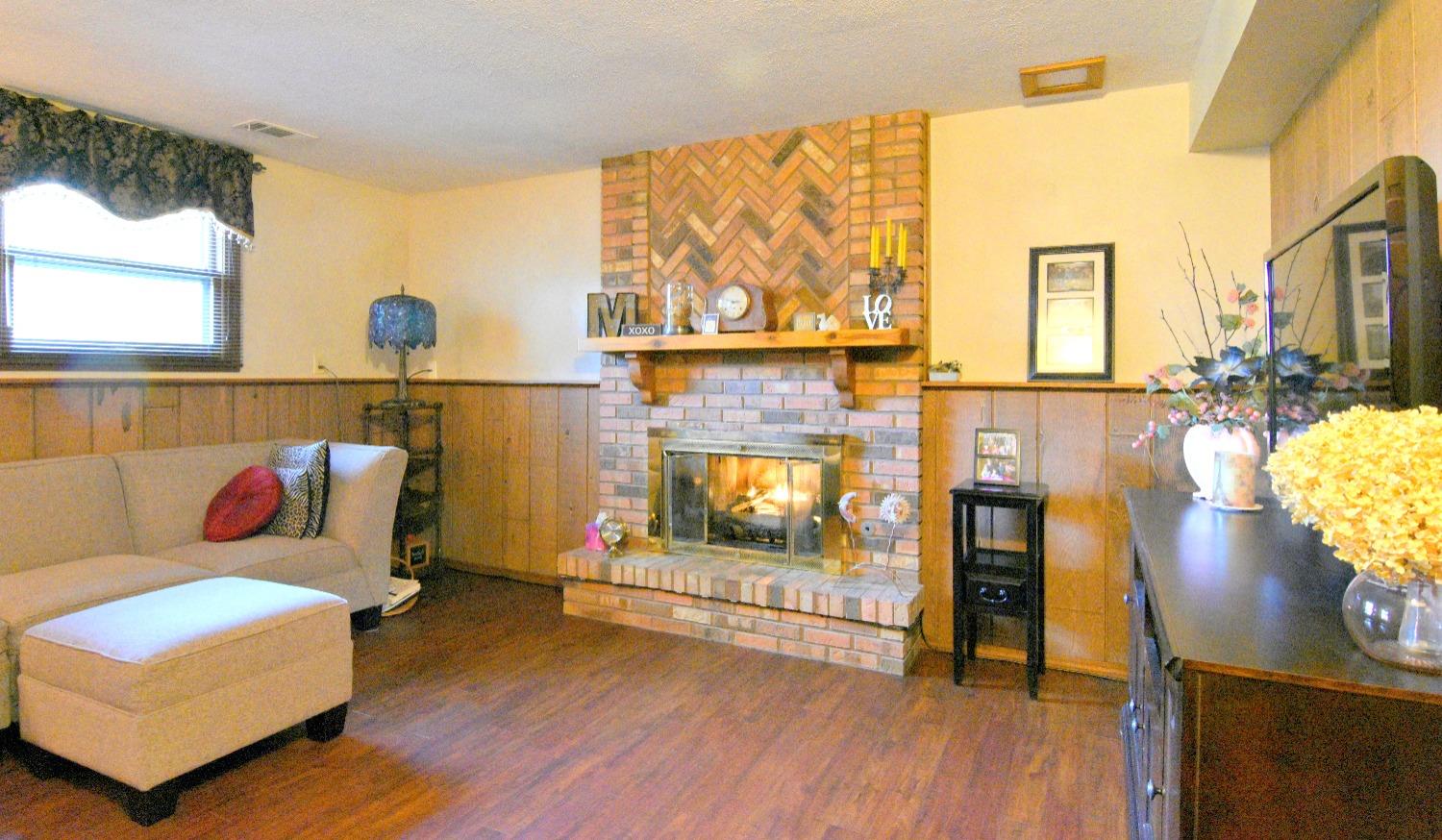 94 East Division Road Valparaiso, IN 46383 - Photo 11 of 32 1500x874