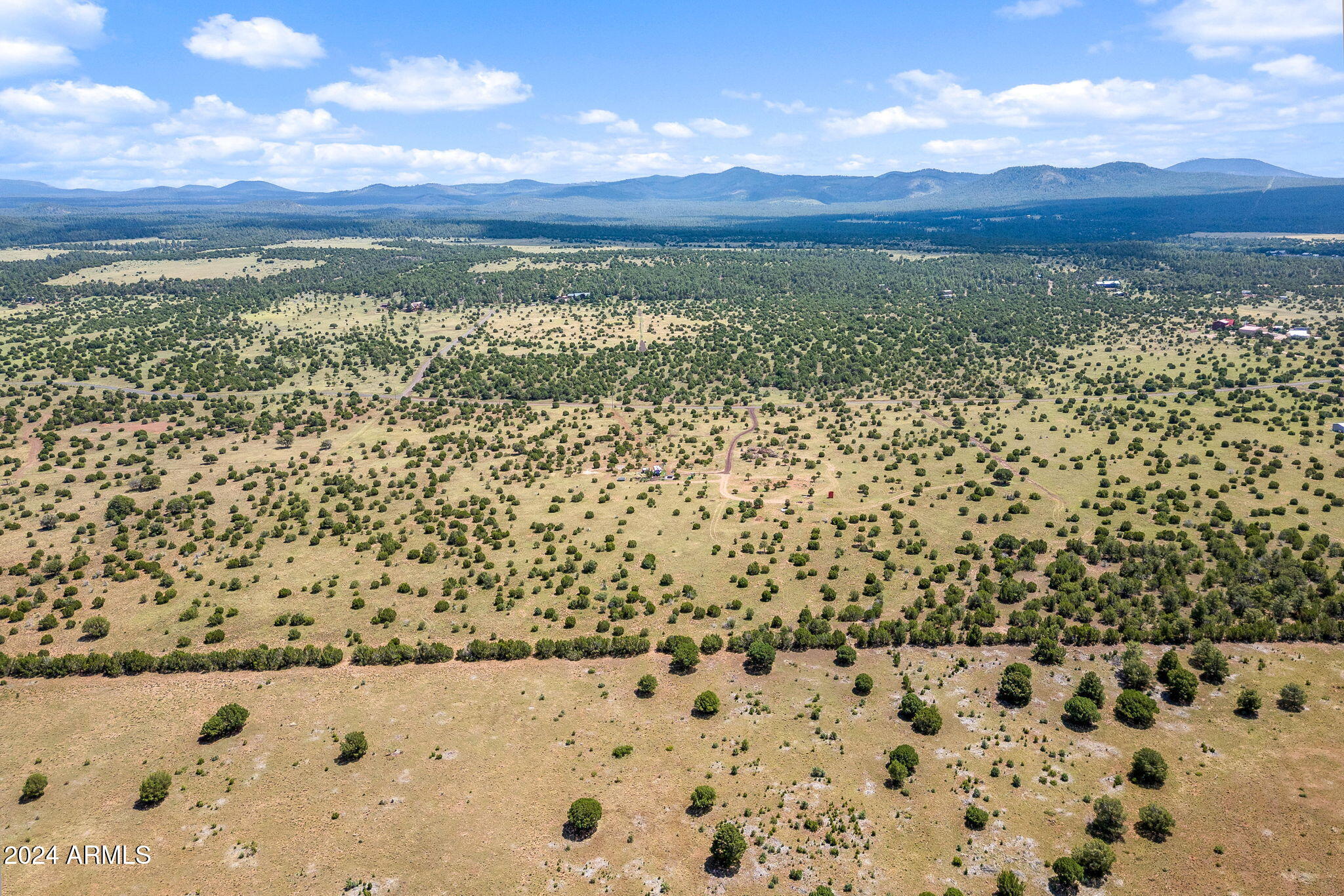 87 N3625 Vernon, AZ 85940 - Photo 19 of 27 a view of sky from window