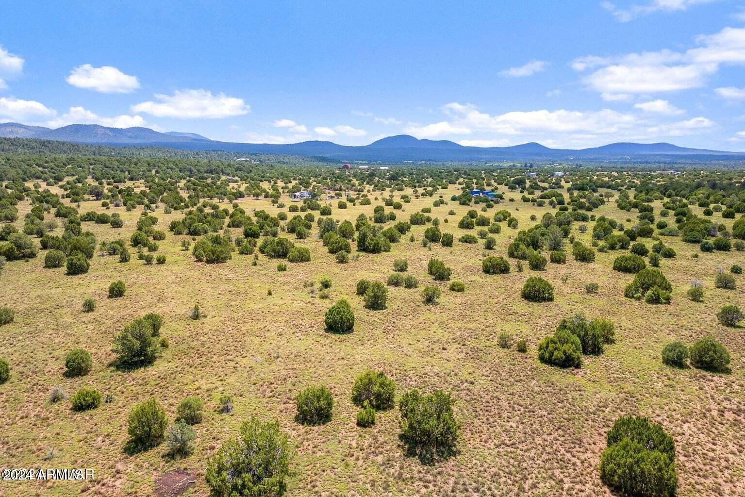 87 N3625 Vernon, AZ 85940 - Photo 2 of 27 a view of sky view