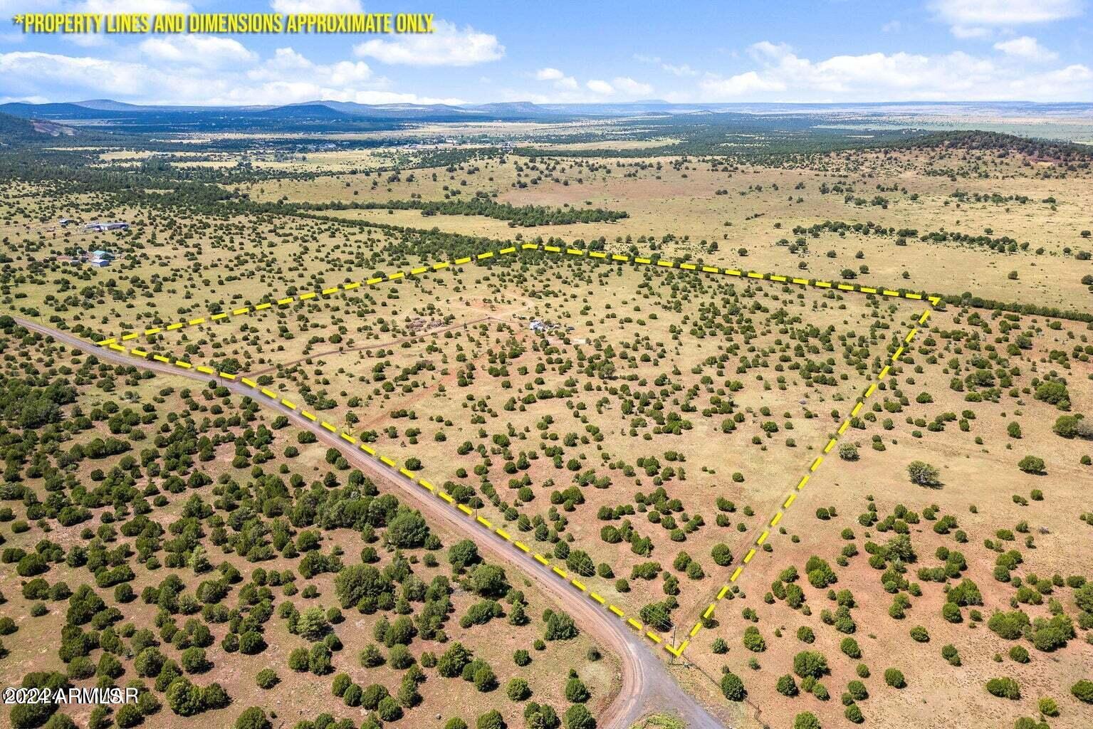 87 N3625 Vernon, AZ 85940 - Photo 3 of 27 a view of a bathroom shower