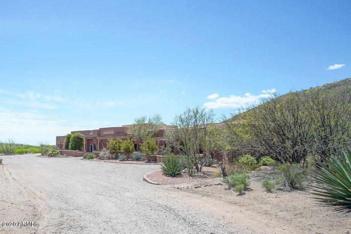 6715 West Gleeson Road Elfrida, AZ 85610 - Photo 4 of 33 4