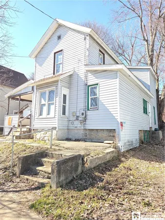$29,900 | 475 Crescent Street, Jamestown, NY 14701