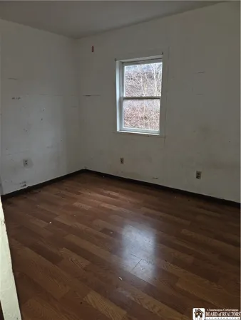 $29,900 | 475 Crescent Street, Jamestown, NY 14701