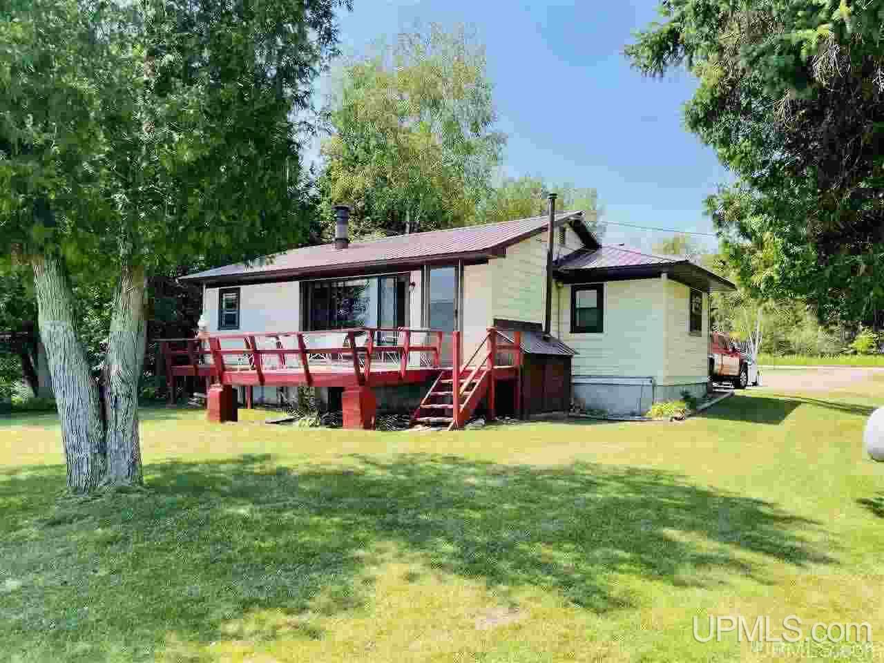 950 North Ash Rd Garden Manistique, MI 49854 - Photo 1 of 34