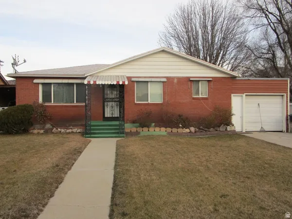 $280,000 | 129 South Main Street, Malad City, ID 83252