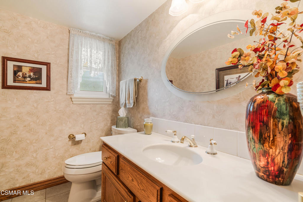 351 Buckboard Circle Simi Valley, CA 93065 - Photo 23 of 58