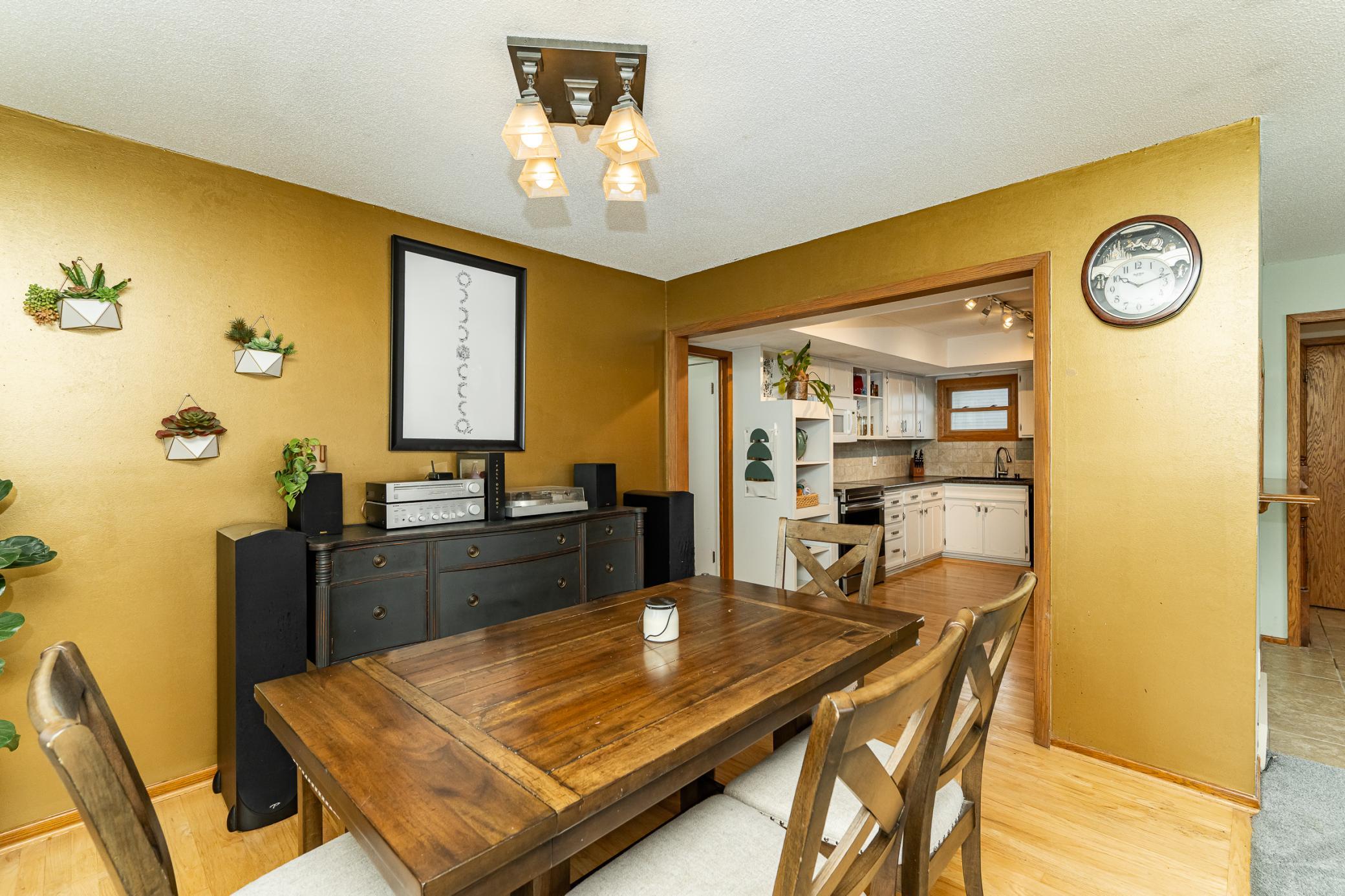 624 27th Street Northwest Rochester, MN 55901 - Photo 9 of 32