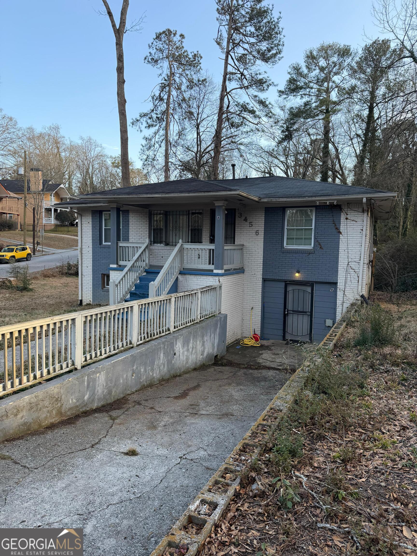 3456 Thompson Drive Northwest Atlanta, GA 30331 - Photo 1 of 18 a view of a small house