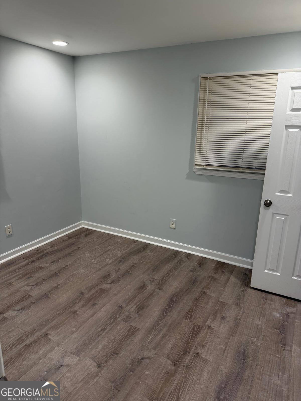 3456 Thompson Drive Northwest Atlanta, GA 30331 - Photo 9 of 18 a view of empty room