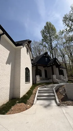 $989,900 | 126 Dogwood Court, Dickson, TN 37055