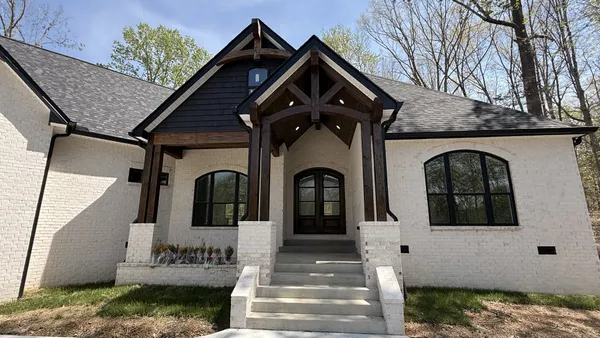 $989,900 | 126 Dogwood Court, Dickson, TN 37055