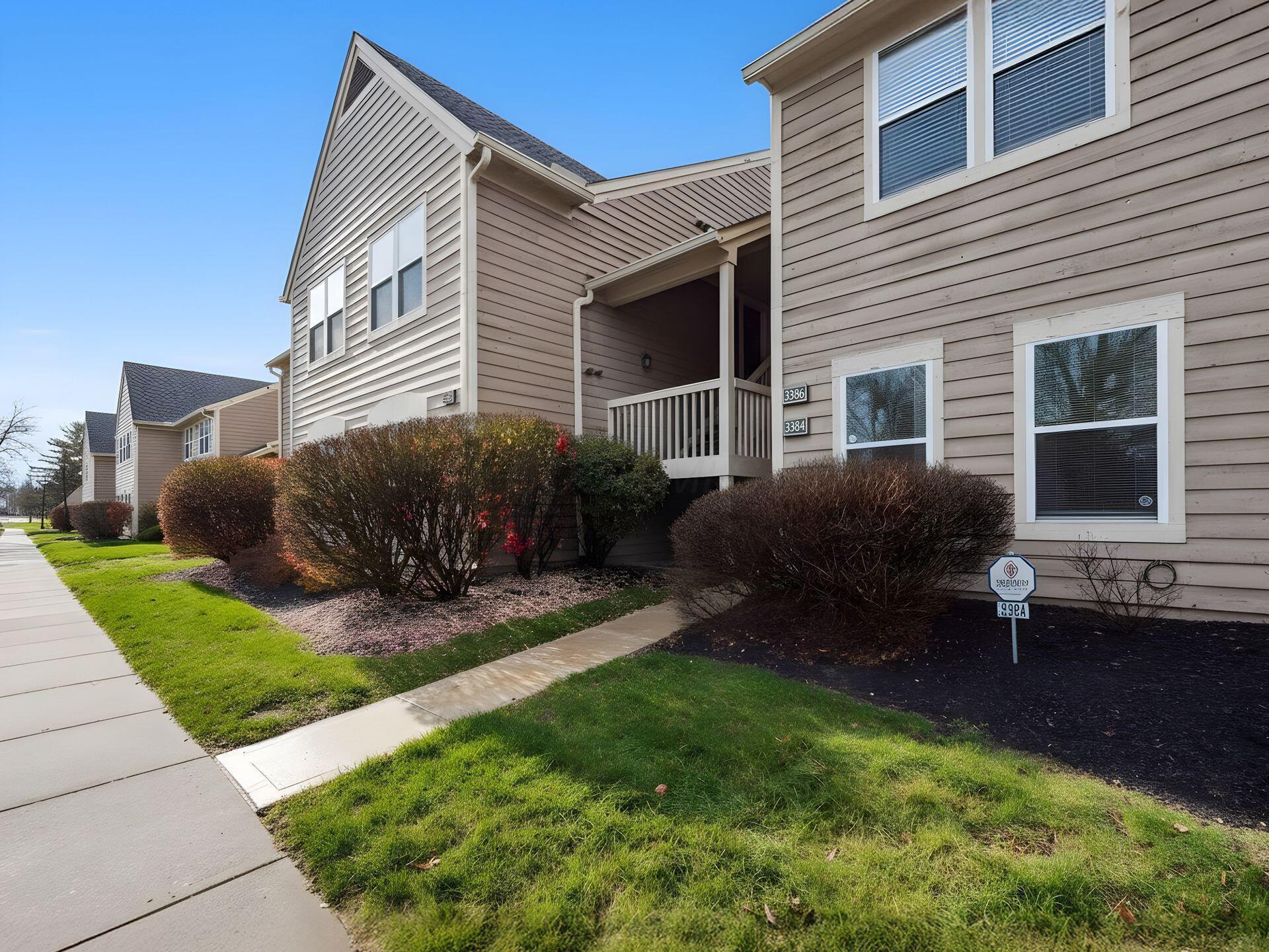3384 Smiley Road, Unit 3384 Columbus, OH 43221 - Photo 3 of 65 003_fd41f_A 3384 Smiley's 081