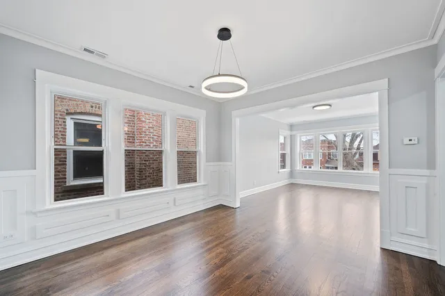 $659,000 | 5230 West Deming Place, Chicago, IL 60639