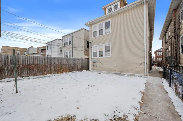 $659,000 | 5230 West Deming Place, Chicago, IL 60639