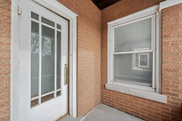 $659,000 | 5230 West Deming Place, Chicago, IL 60639