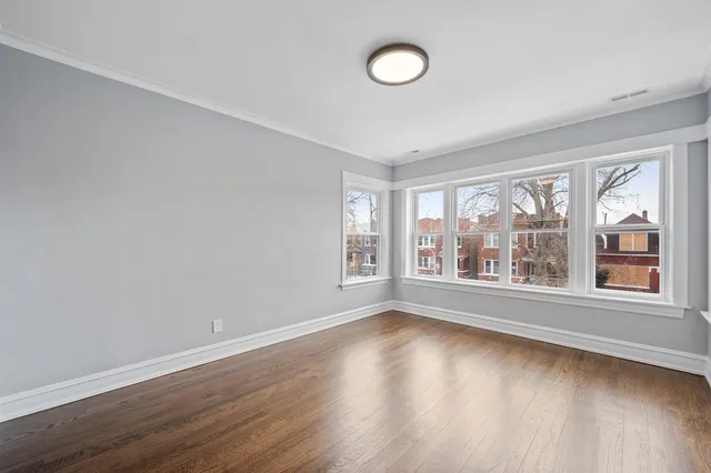 $659,000 | 5230 West Deming Place, Chicago, IL 60639