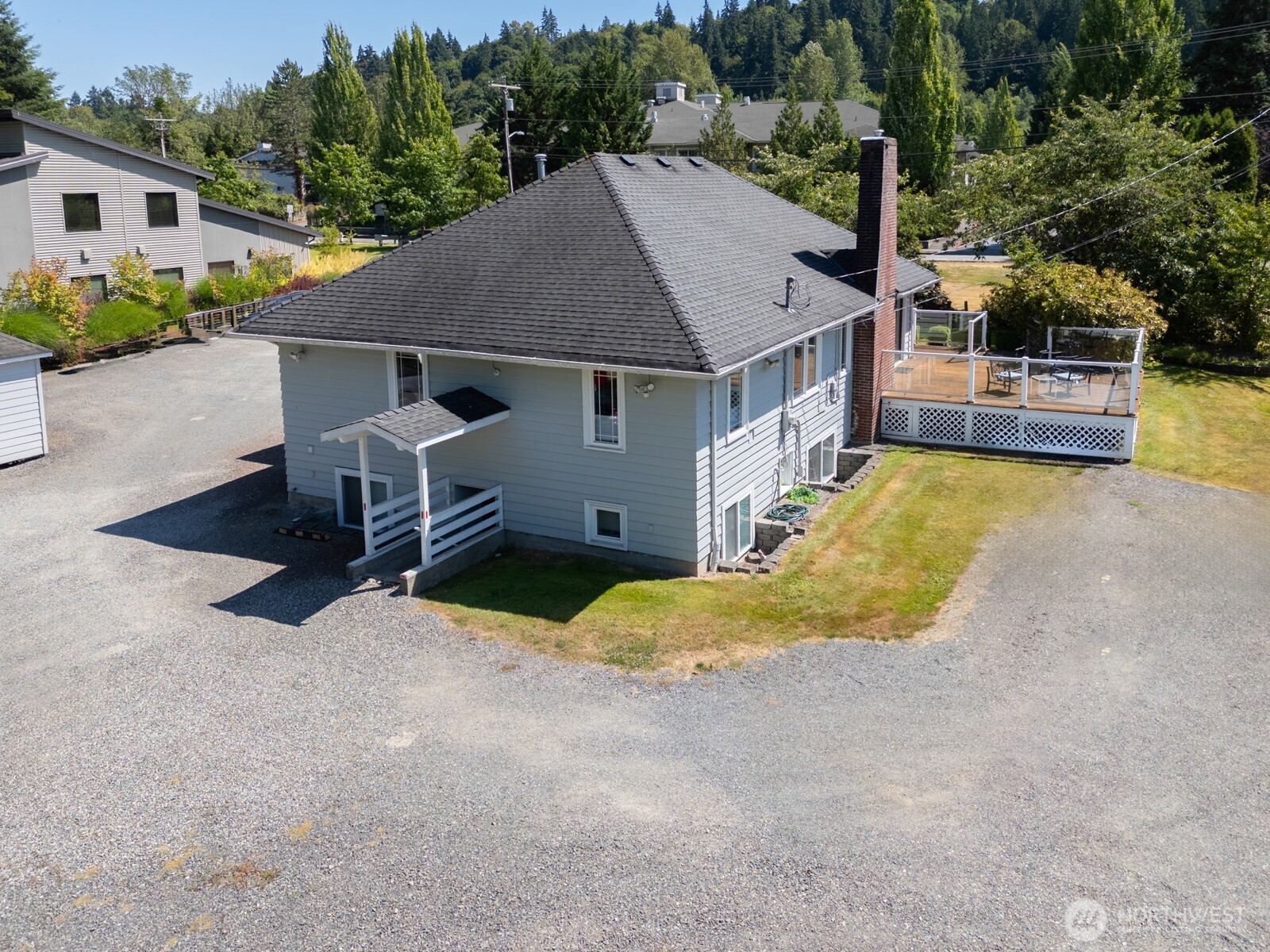 10516 East Riverside Drive Bothell, WA 98011 - Photo 25 of 35 Gallery Image 25