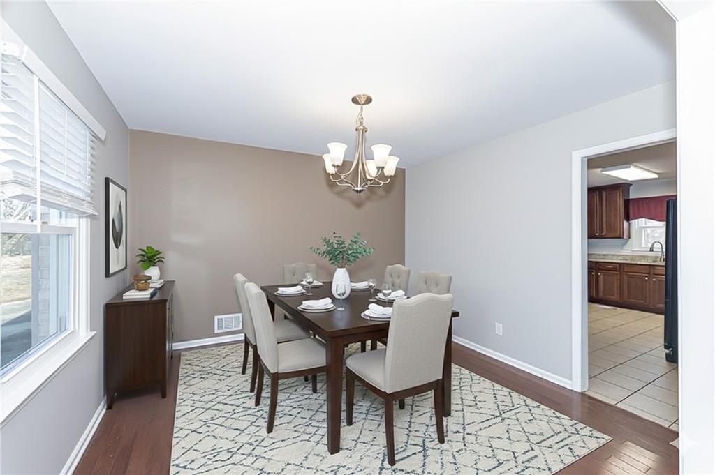 1231 Sanden Ferry Drive Decatur, GA 30033 - Photo 7 of 30