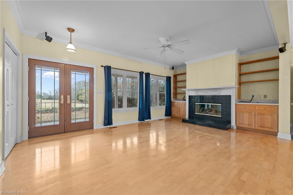 4794 Troy Smith Road Liberty, NC 27298 - Photo 12 of 49 living room