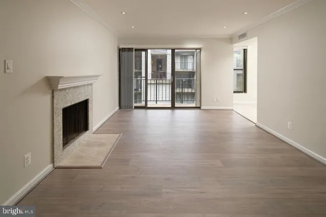 $185,000 | 138 Duvall Lane, Unit 301, Gaithersburg, MD 20877