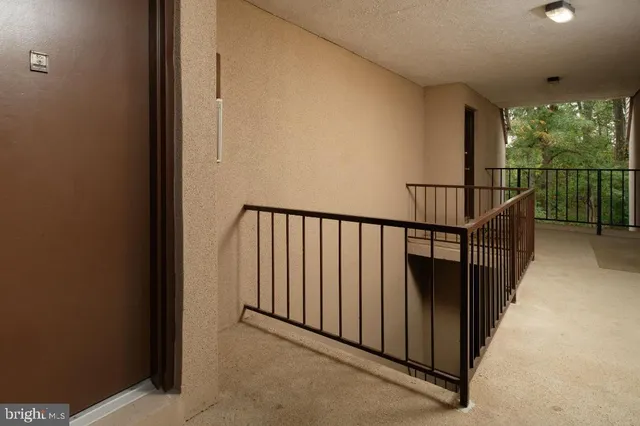 $185,000 | 138 Duvall Lane, Unit 301, Gaithersburg, MD 20877