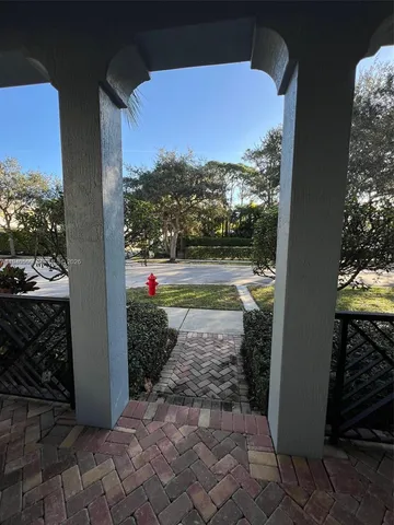 $895,000 | 184 West Bay Cedar Circle, Jupiter, FL 33458