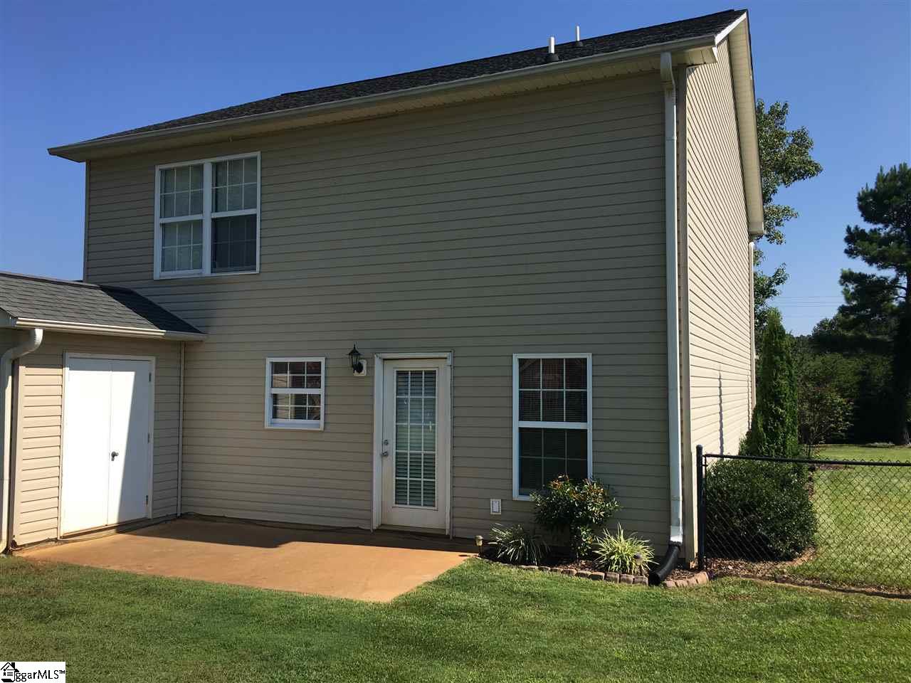 326 Gibbs Road Wellford, SC 29385 - Photo 23 of 31 Gallery Image 23