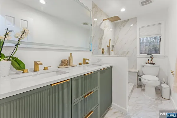 $579,000 | 163 La Rue Road, West Milford, NJ 07435