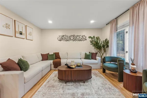 $579,000 | 163 La Rue Road, West Milford, NJ 07435