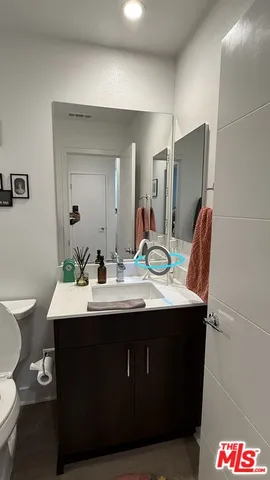 $759,000 | 5079 Cedar Avenue, Long Beach, CA 90805