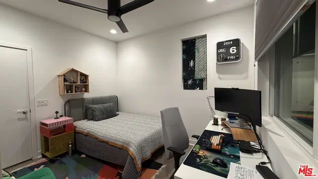 $759,000 | 5079 Cedar Avenue, Long Beach, CA 90805