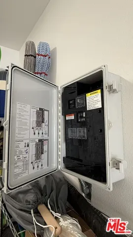 $759,000 | 5079 Cedar Avenue, Long Beach, CA 90805