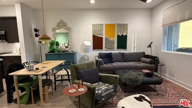 $759,000 | 5079 Cedar Avenue, Long Beach, CA 90805