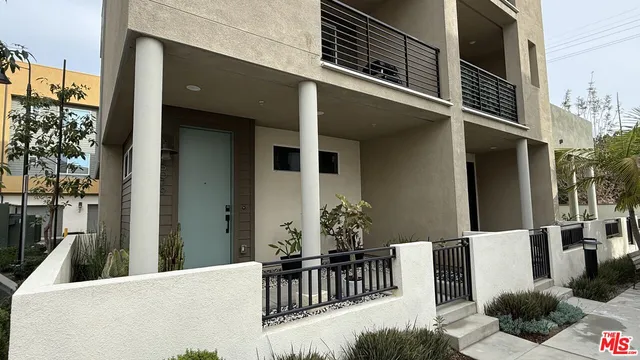 $759,000 | 5079 Cedar Avenue, Long Beach, CA 90805