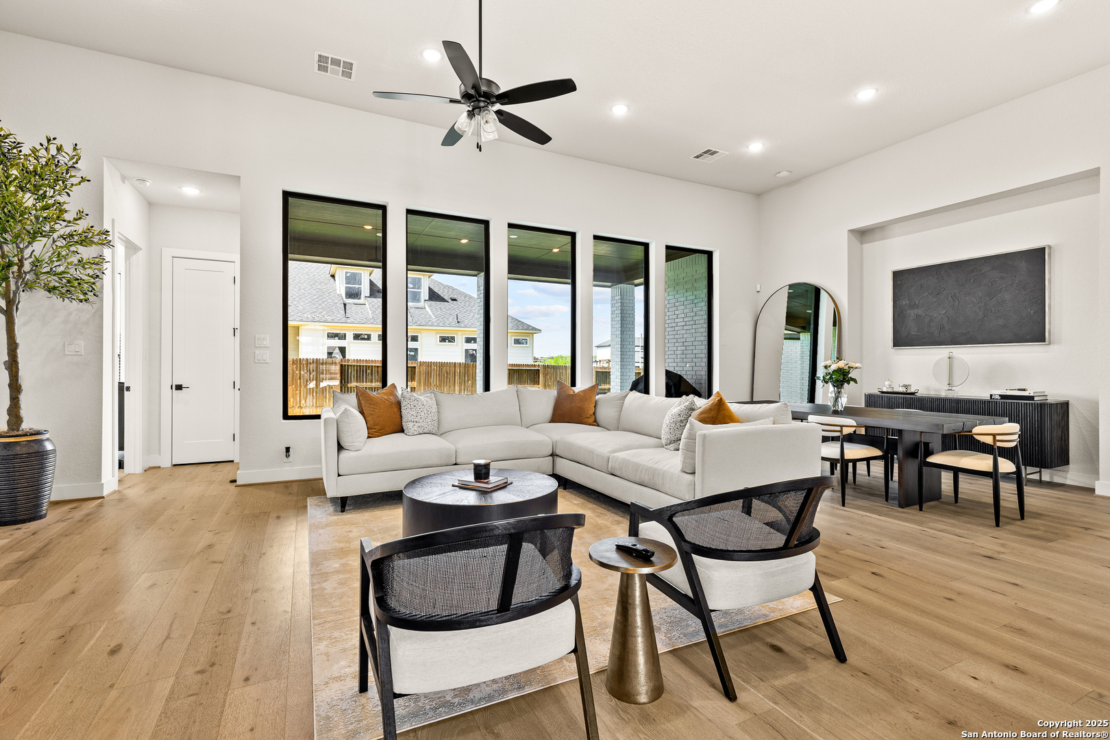 507 Caliban Cibolo, TX 78108 - Photo 20 of 63 a living room with furniture and a flat screen tv