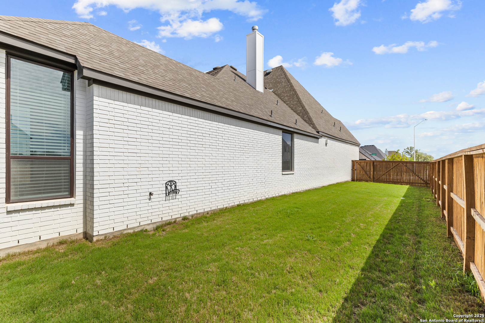 507 Caliban Cibolo, TX 78108 - Photo 53 of 63 a backyard of a house with lots of green space