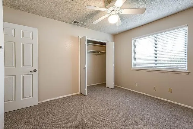 $298,800 | 5914 Oak Country Way, San Antonio, TX 78247