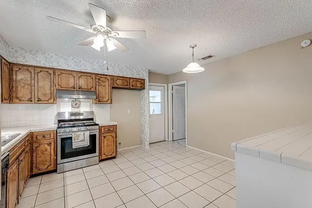 $298,800 | 5914 Oak Country Way, San Antonio, TX 78247