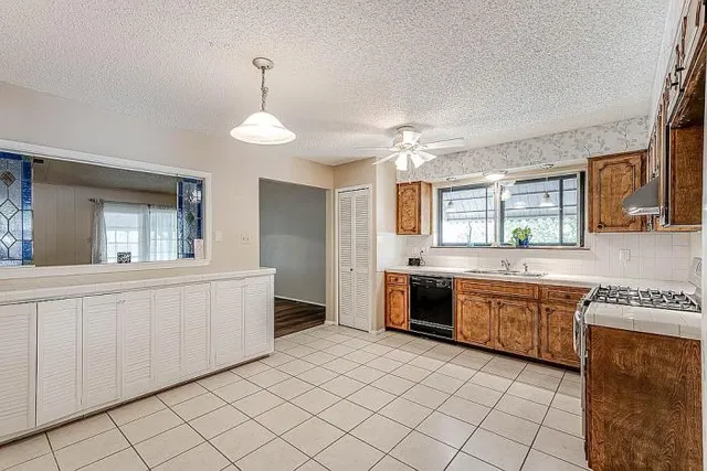 $298,800 | 5914 Oak Country Way, San Antonio, TX 78247