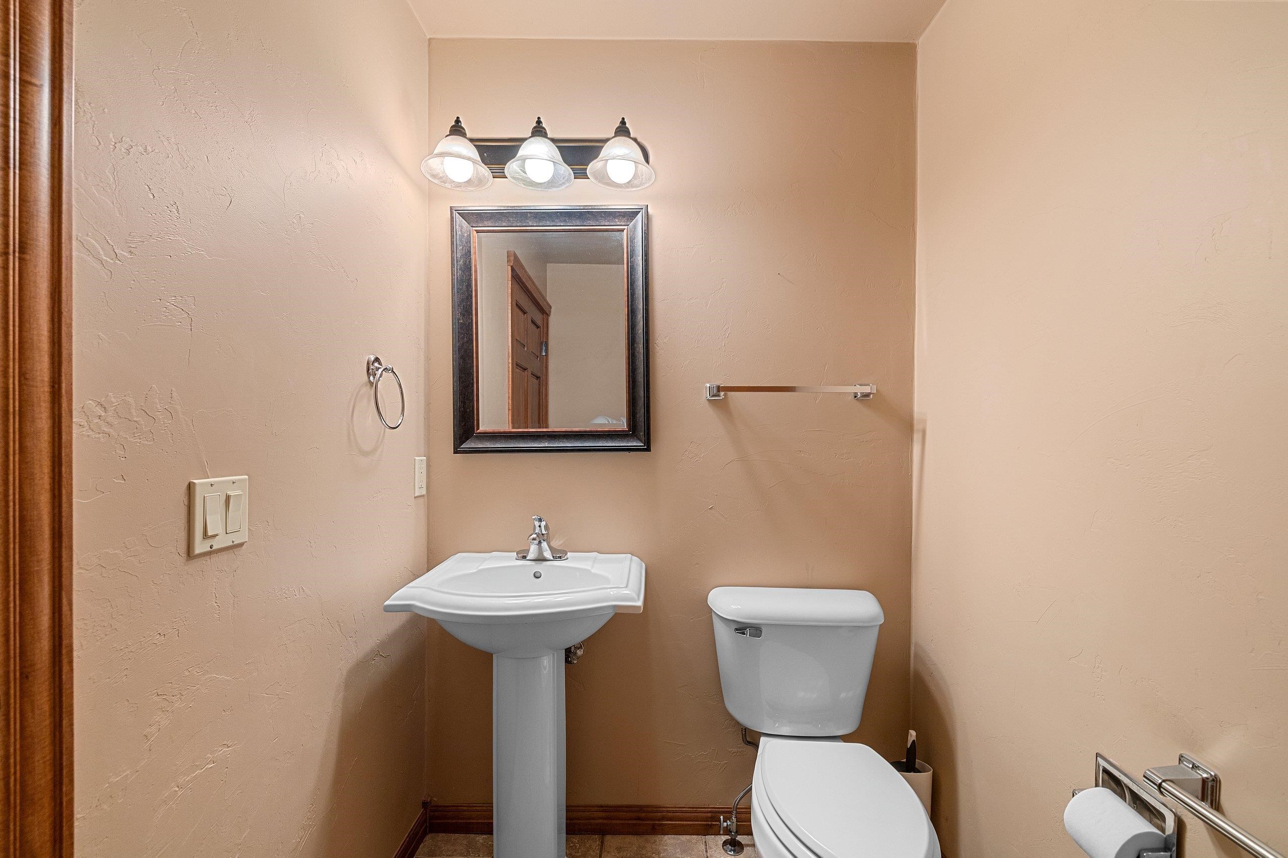 1243 Prairie Falcon Trail Green Bay, WI 54313 - Photo 15 of 51