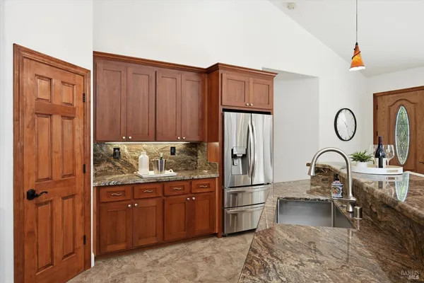 $1,549,000 | 5251 Dry Creek Road, Napa, CA 94558