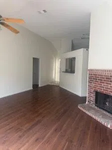 a view of utility room