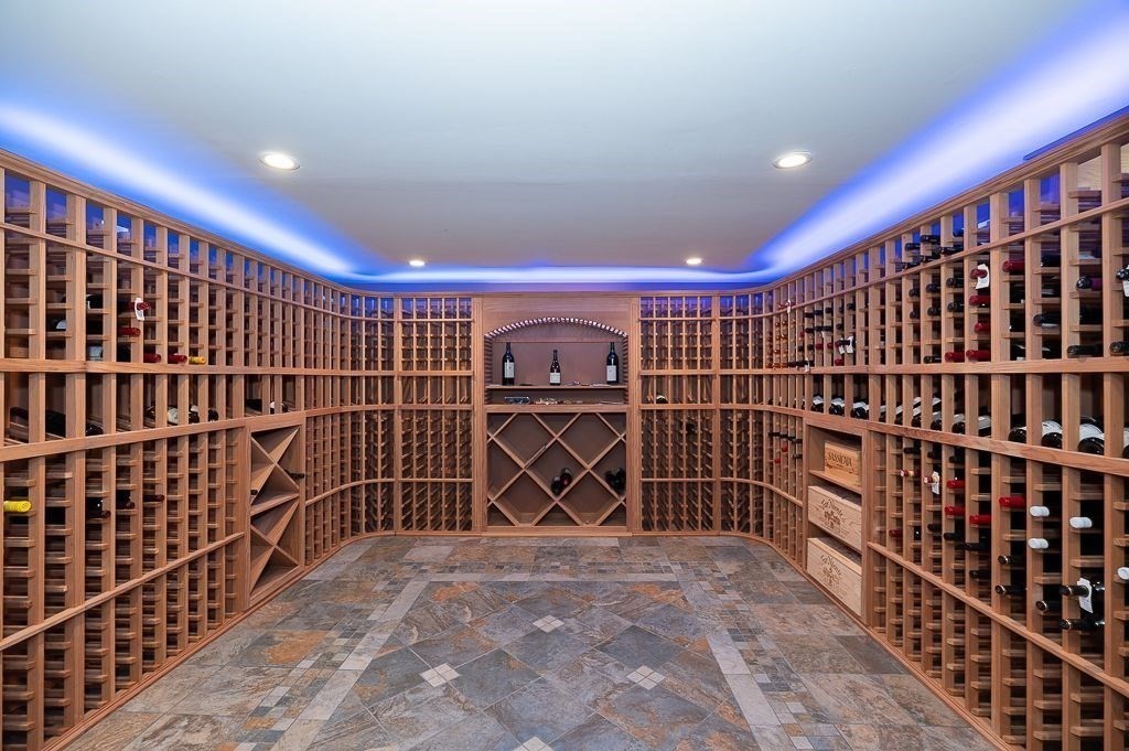 30 Autumn Lane Hamilton, MA 01982 - Photo 31 of 42 a view of entryway